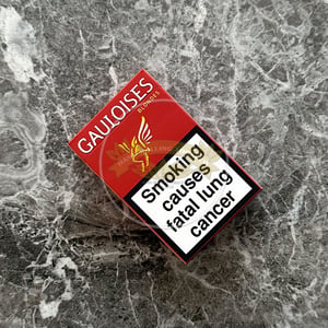 Gauloises Blondes Red